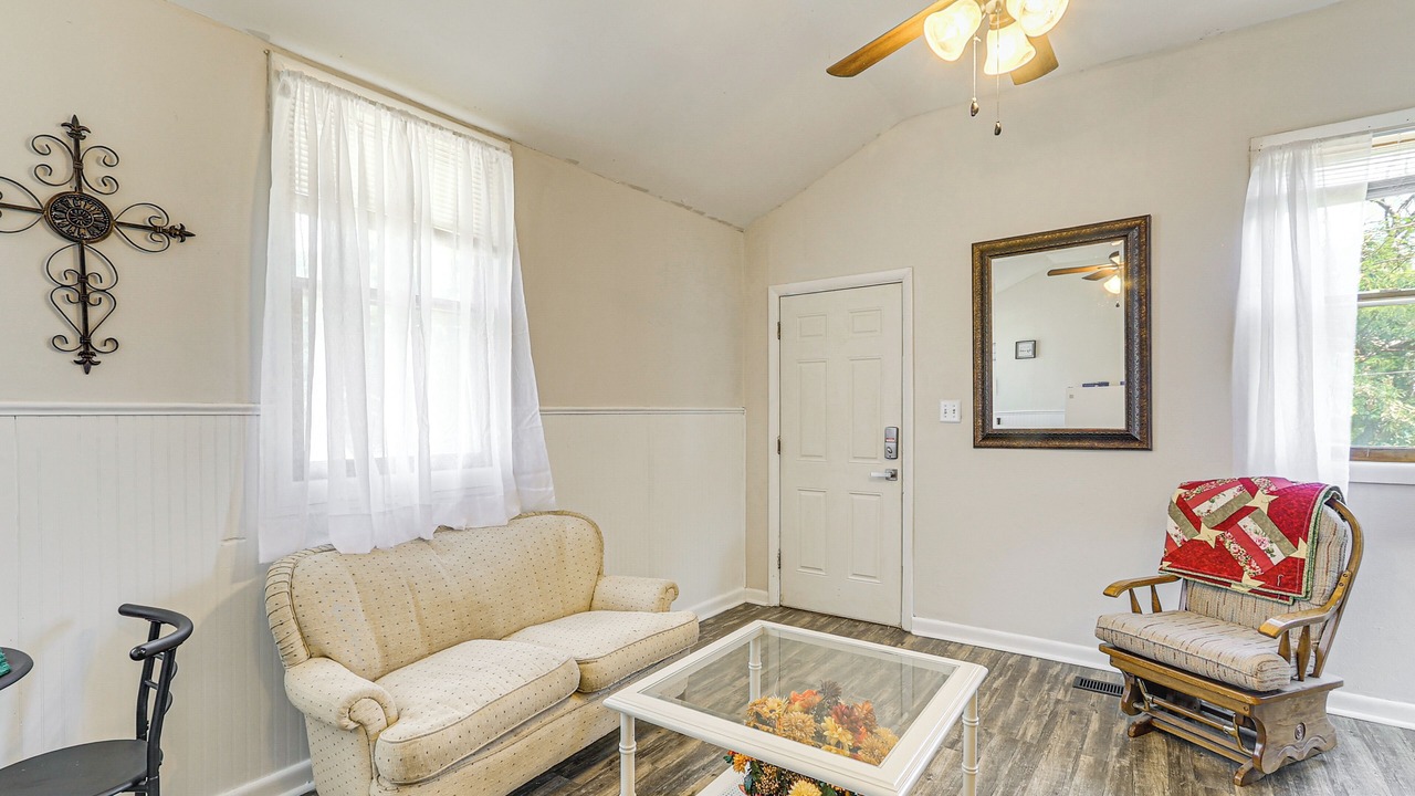 Photo of Bedroom in Winfield