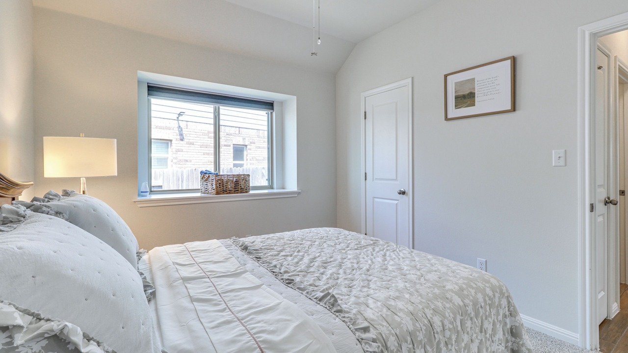 Photo of Bedroom in Kyle