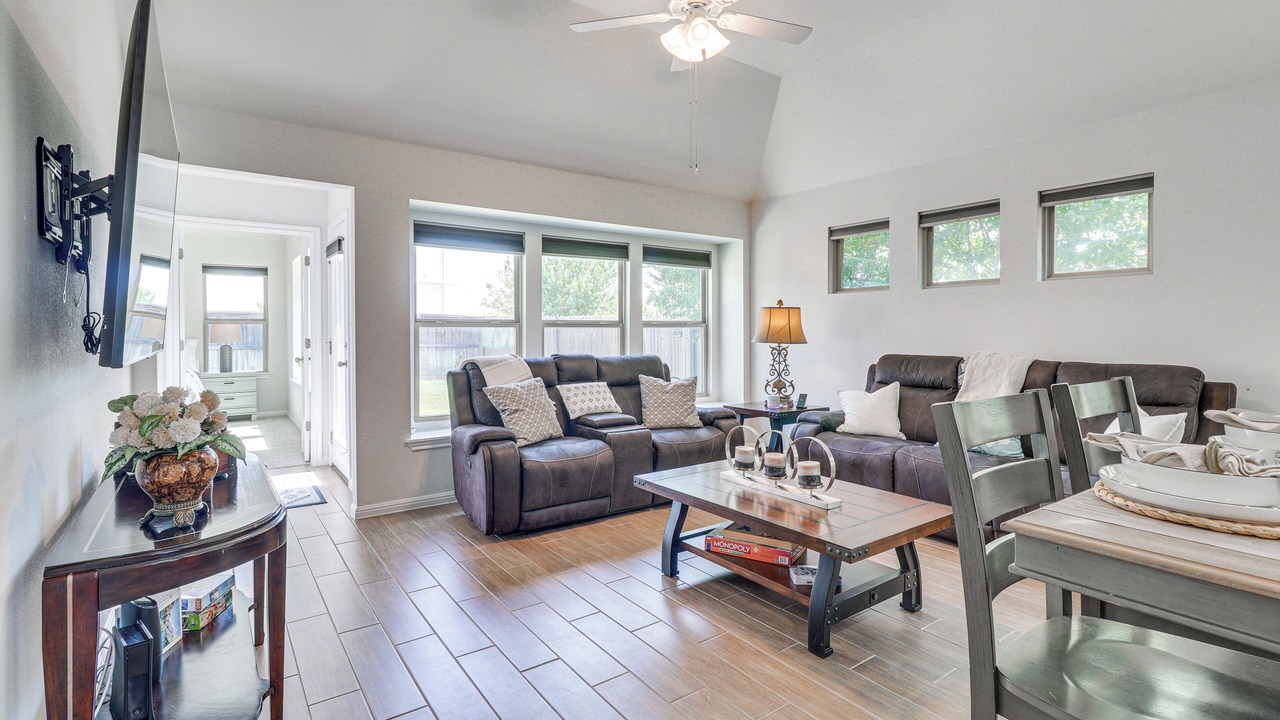 Photo of Livingroom in Kyle