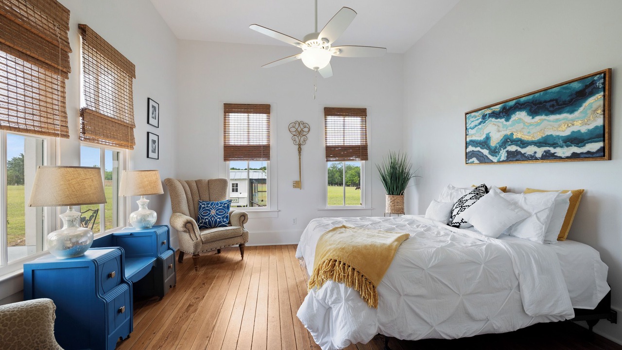 Photo of Bedroom in Brenham