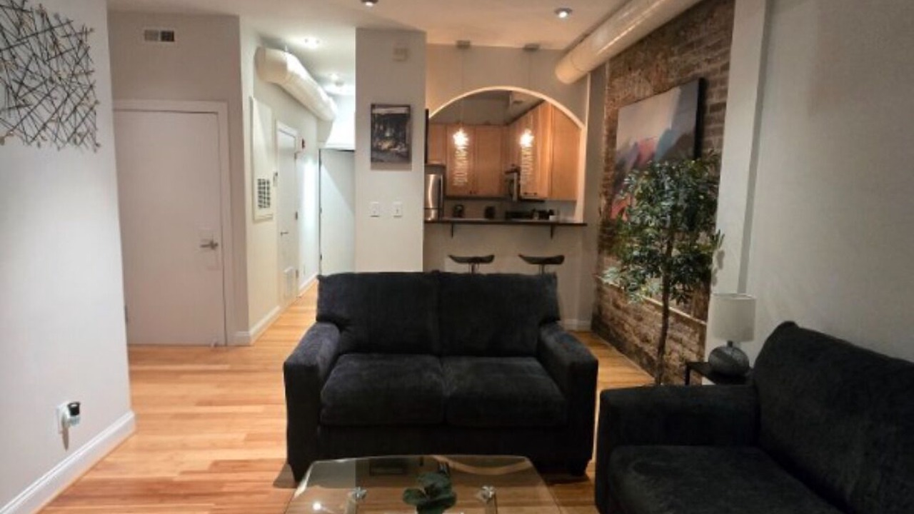 Photo of Livingroom in Downtown Greensboro