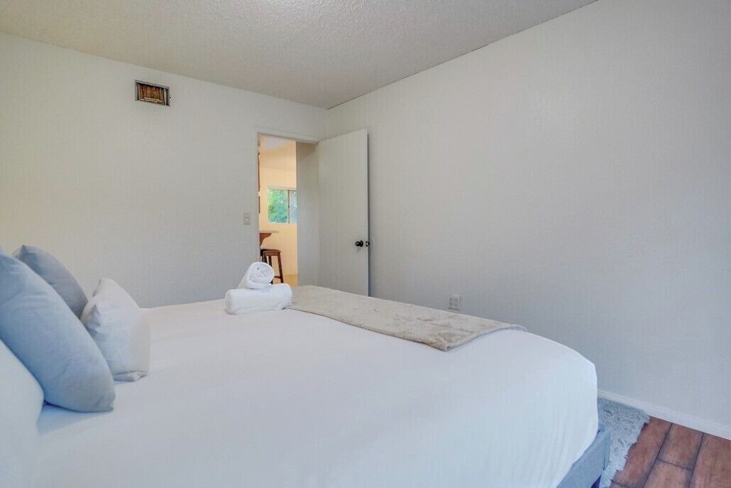 Photo of Bedroom in Hacienda Heights