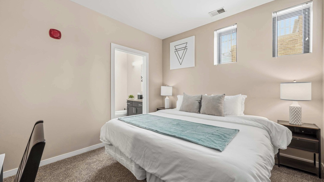 Photo of Bedroom in Capitol City