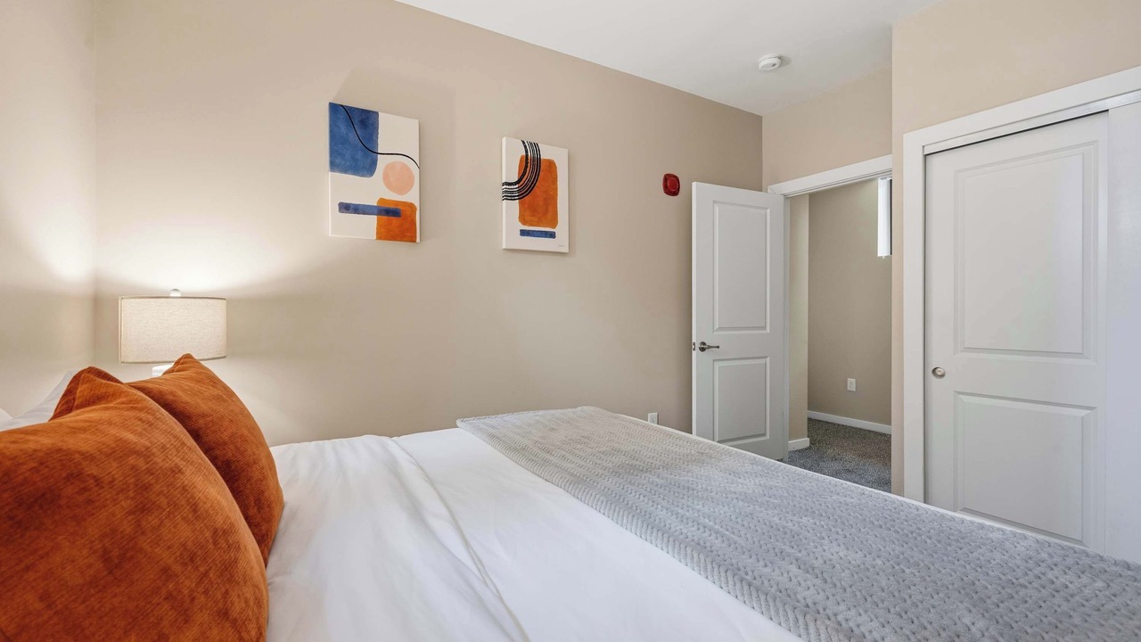 Photo of Bedroom in Capitol City