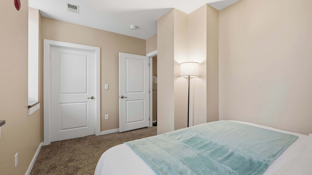 Photo of Bedroom in Capitol City