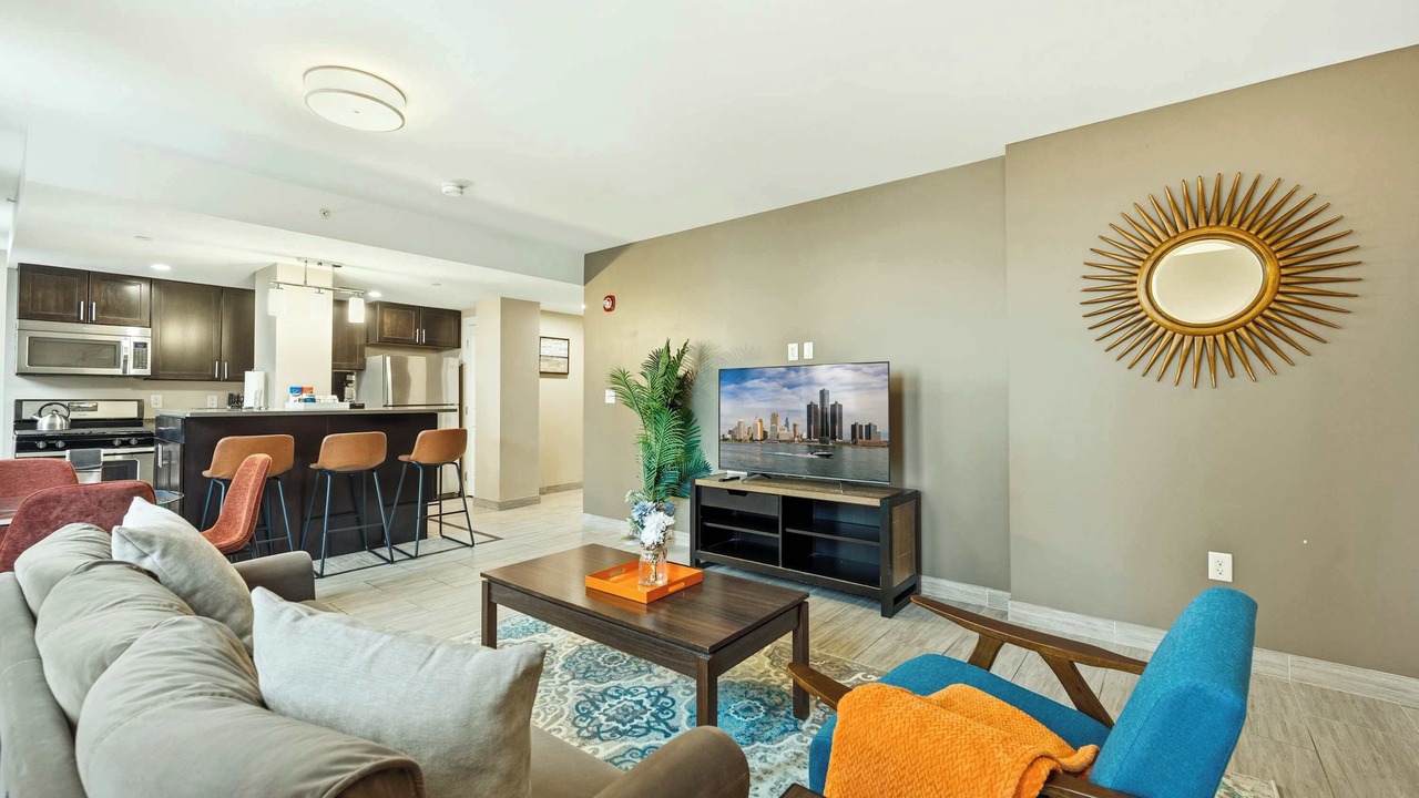 Photo of Livingroom in Capitol City