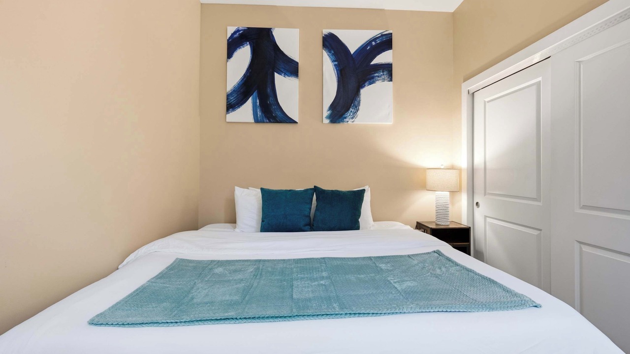 Photo of Bedroom in Capitol City