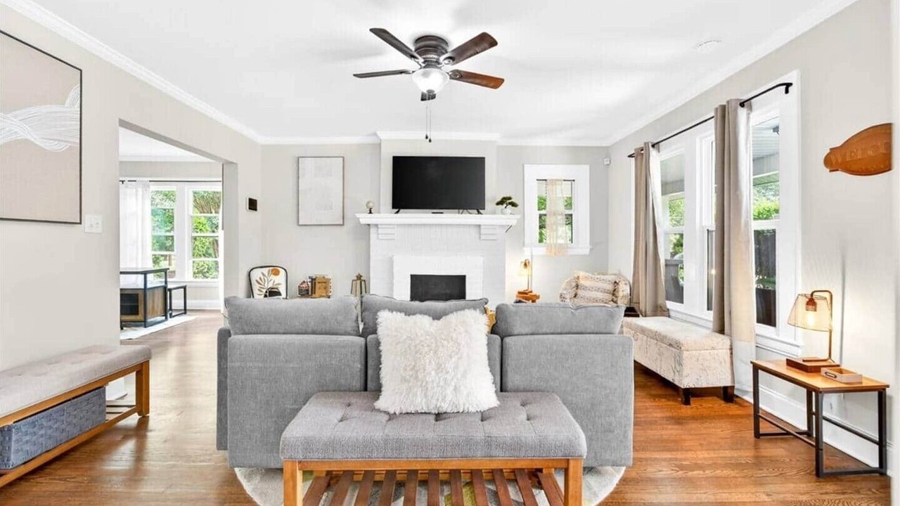 Photo of Livingroom in Winston - Salem
