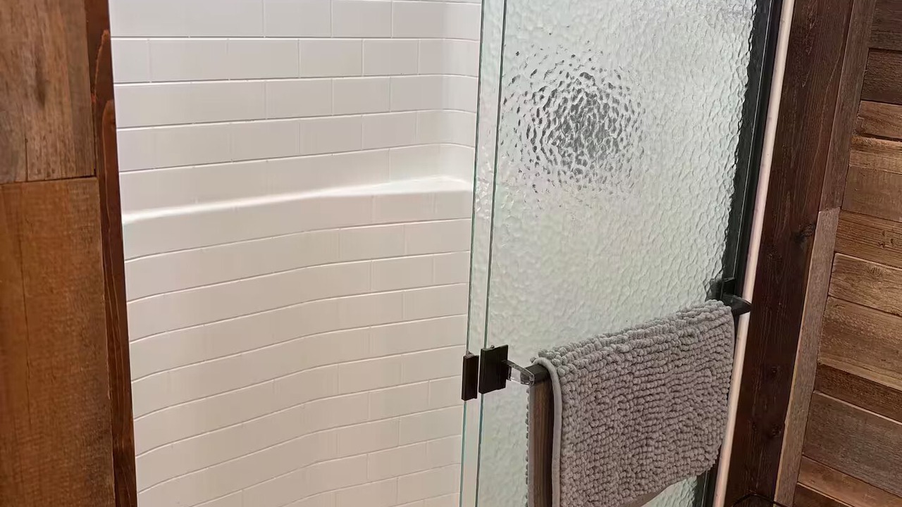 Photo of Bathroom in Martin