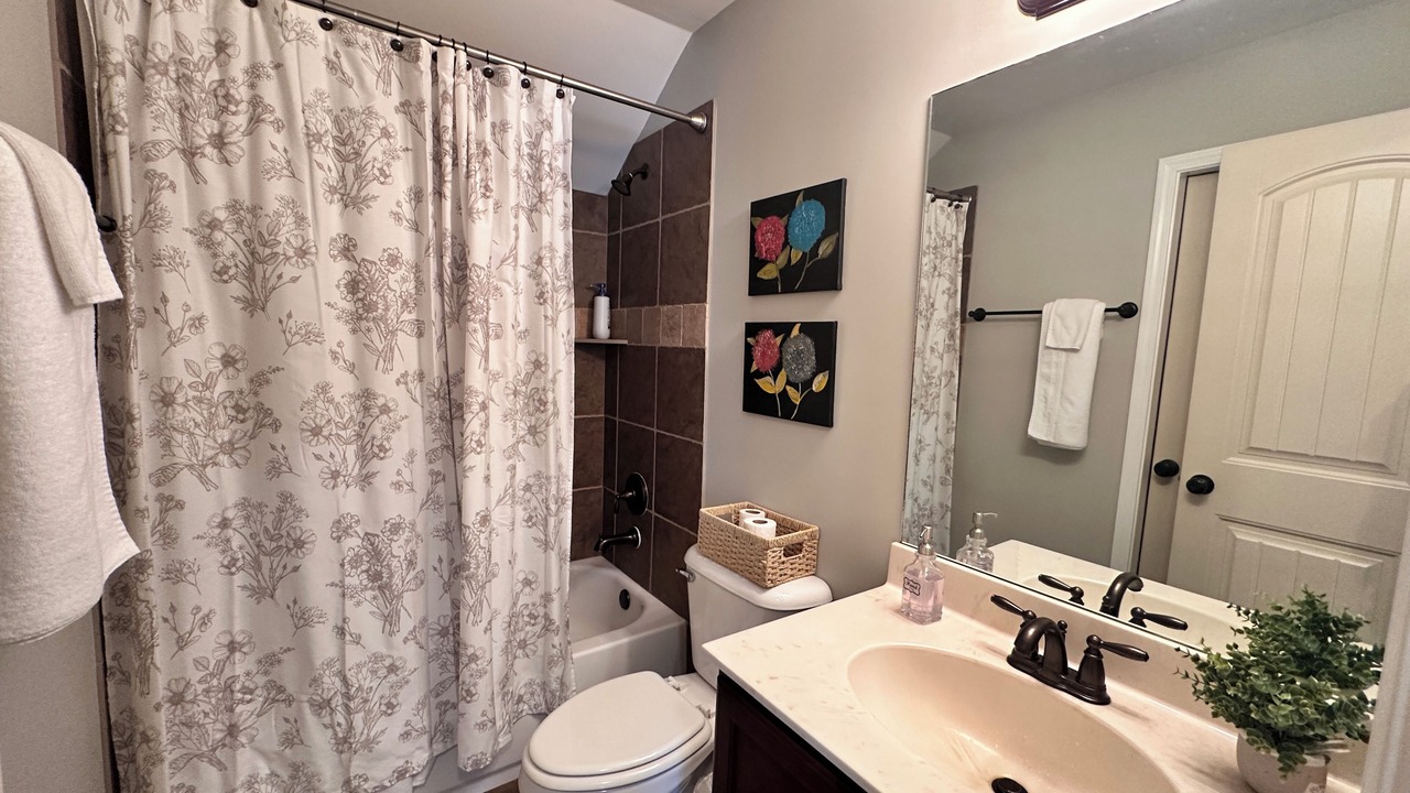 Photo of Bathroom in Ellendale