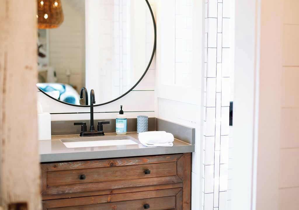 Photo of Bathroom in Round Top