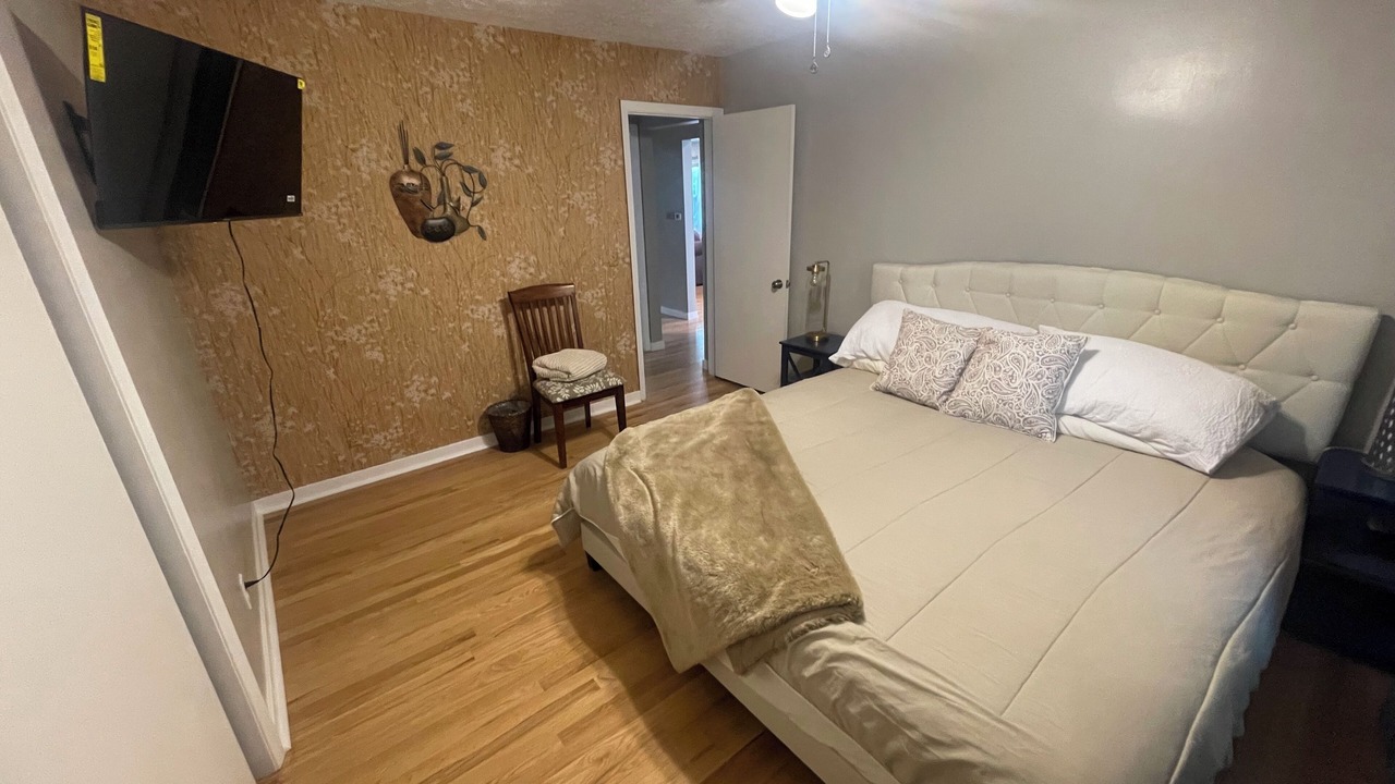 Photo of Bedroom in South Central Omaha
