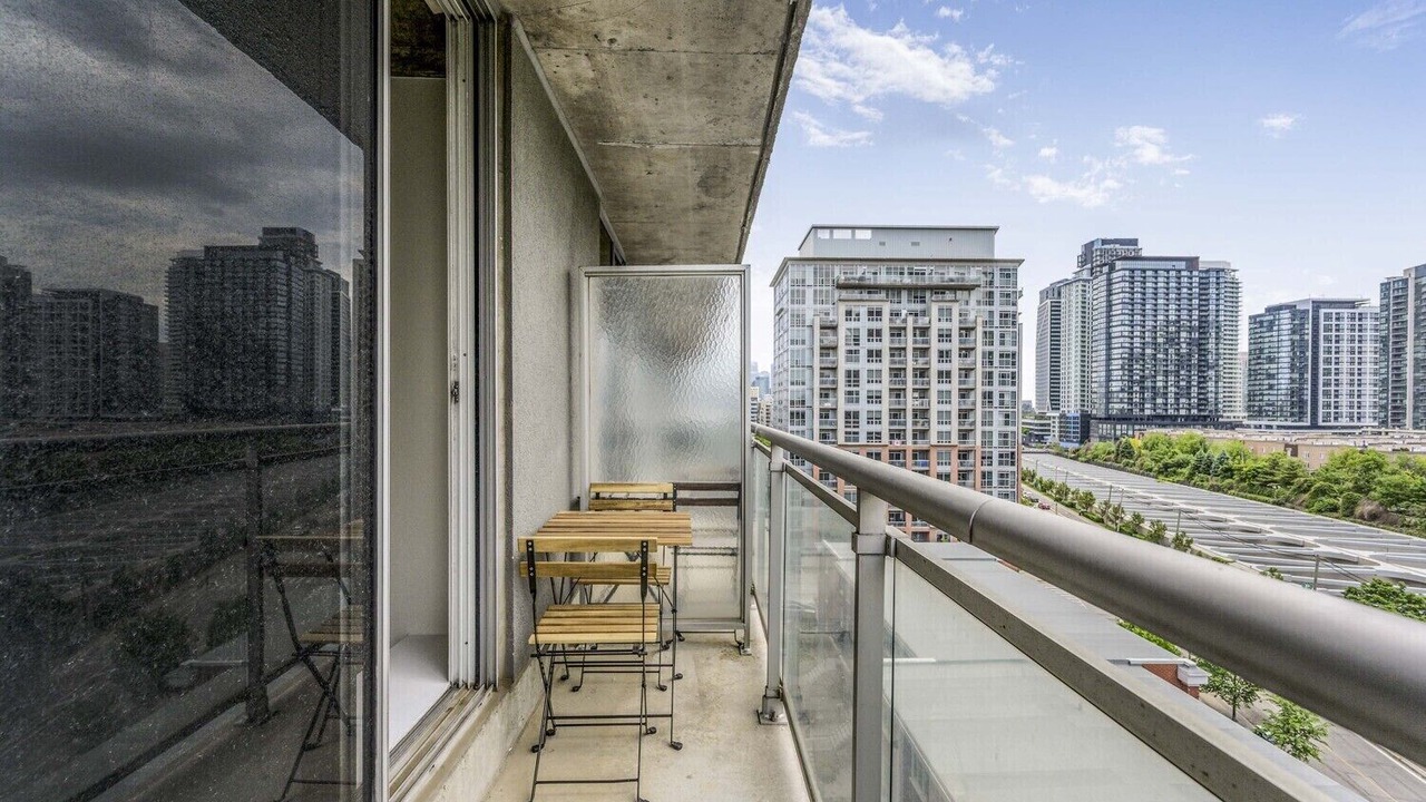 Photo of Outdoor in King West Village