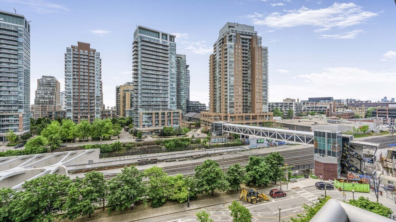 Photo of Outdoor in King West Village