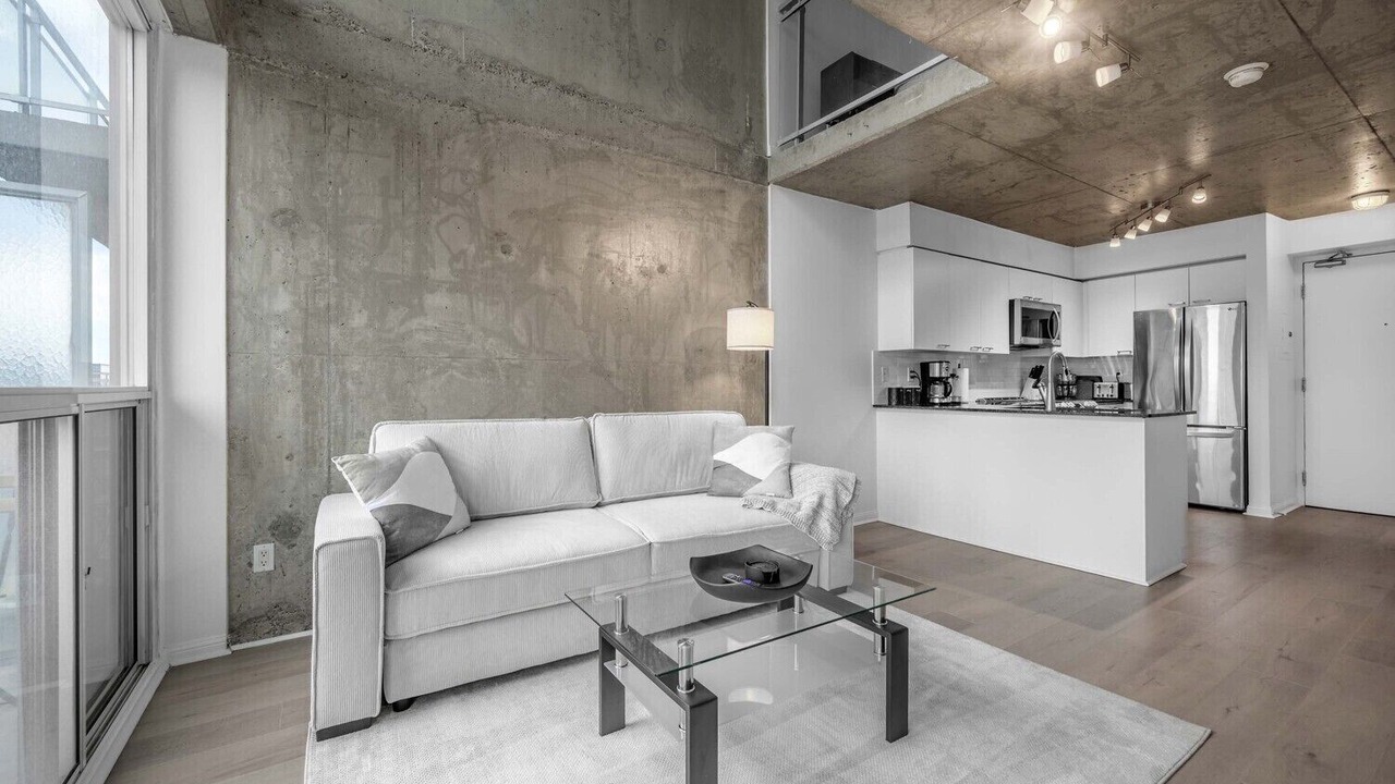Photo of Livingroom in King West Village