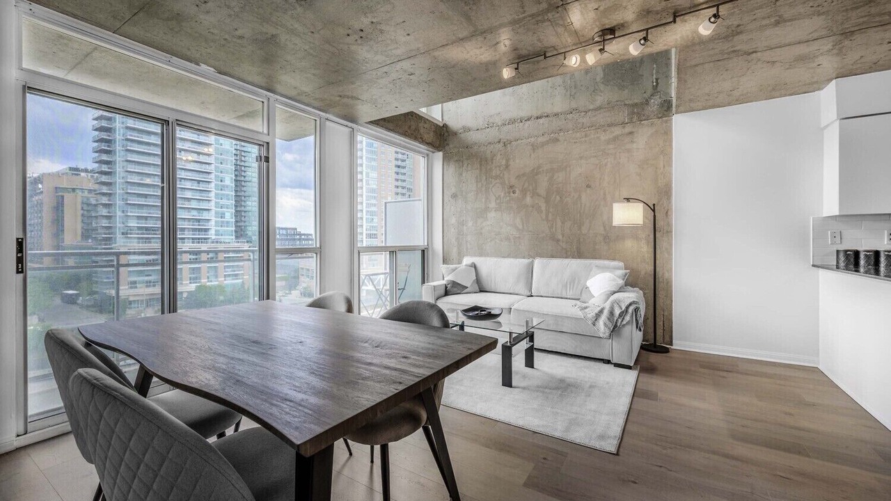 Photo of Livingroom in King West Village