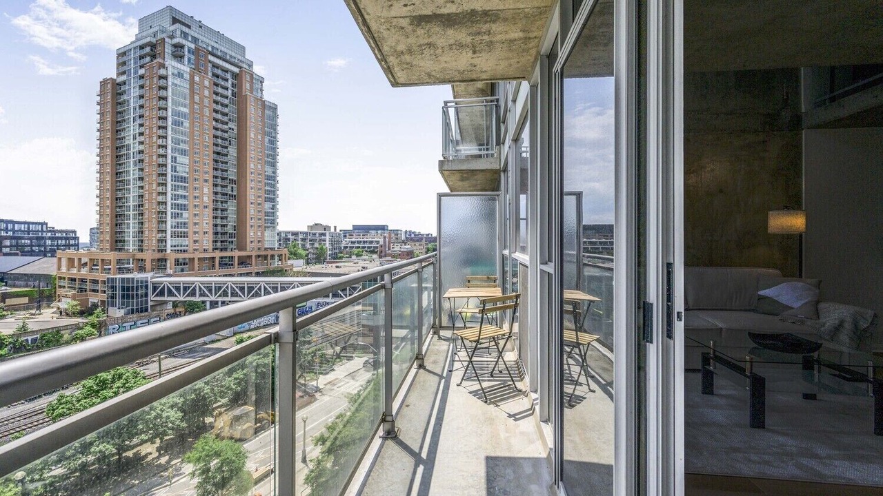 Photo of Outdoor in King West Village
