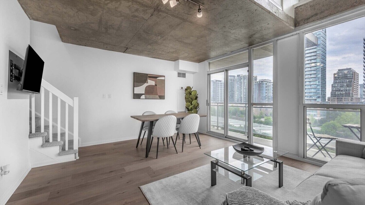 Photo of Livingroom in King West Village