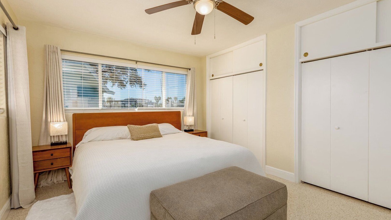 Photo of Bedroom in Redington Beach