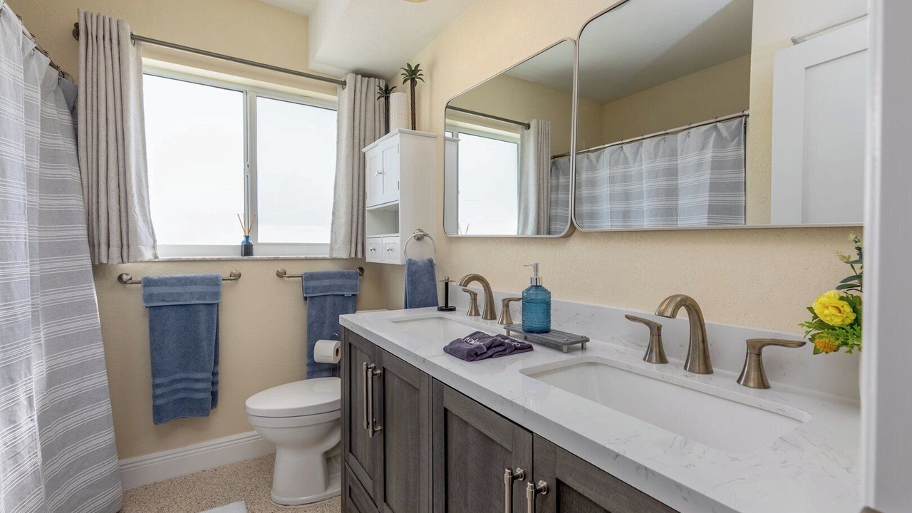 Photo of Bathroom in Redington Beach