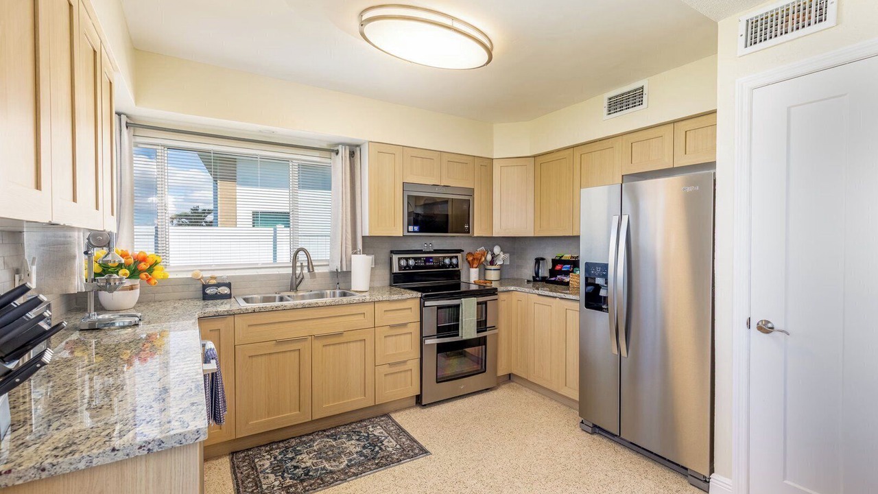 Photo of Kitchen in Redington Beach