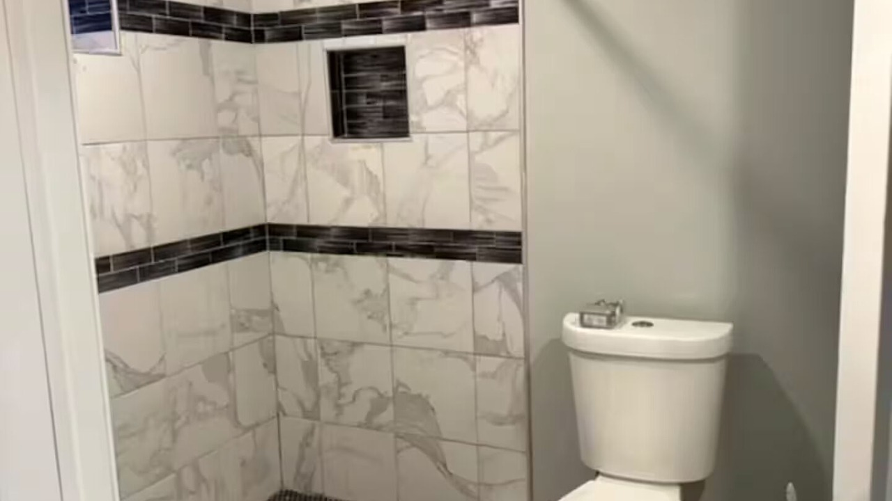 Photo of Bathroom in Garden Court