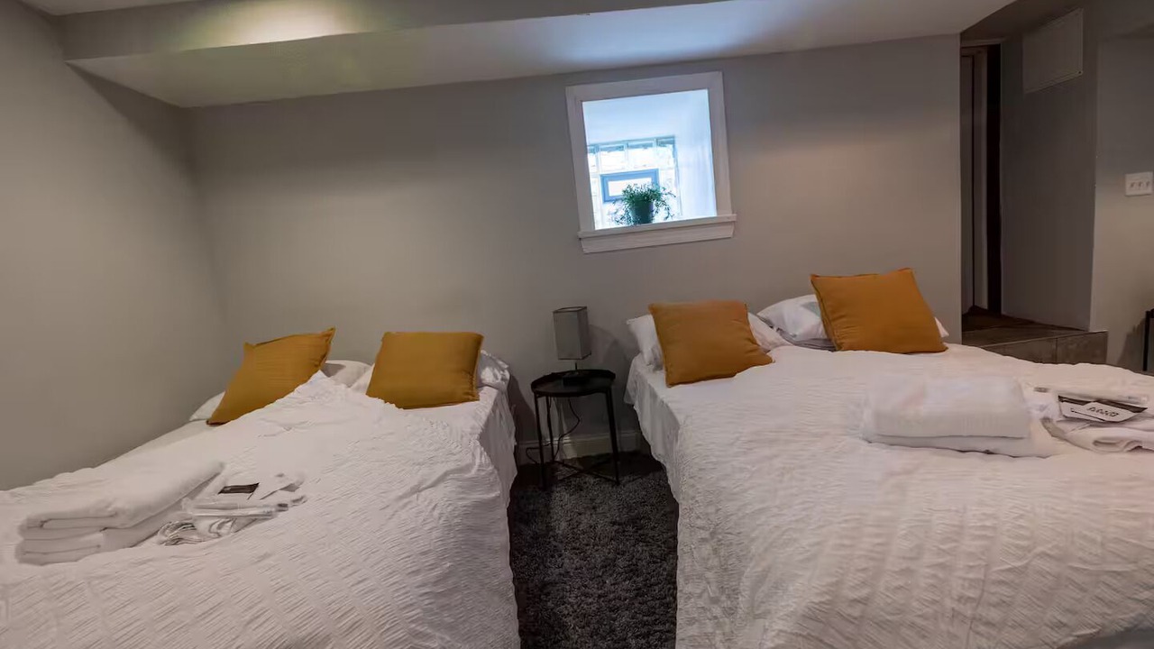 Photo of Bedroom in Garden Court