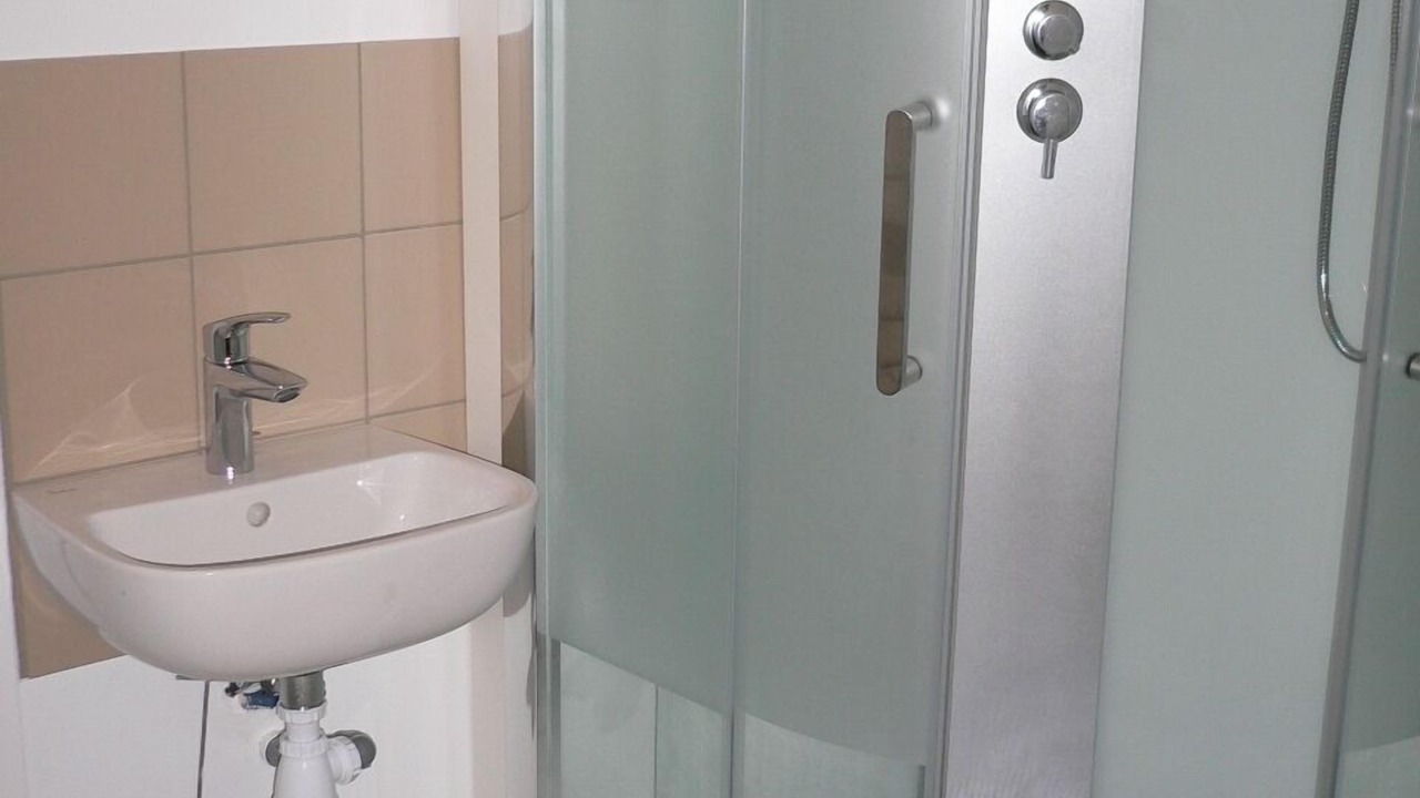Photo of Bathroom in Saint-Lo