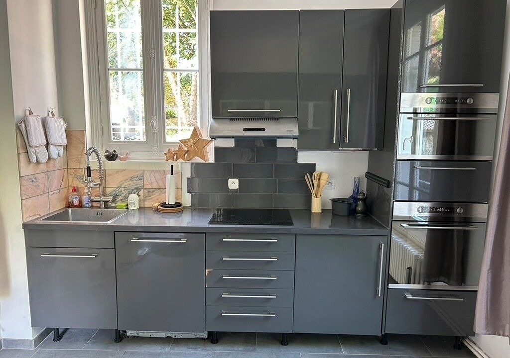 Photo of Kitchen in Vernou-la-Celle-sur-Seine