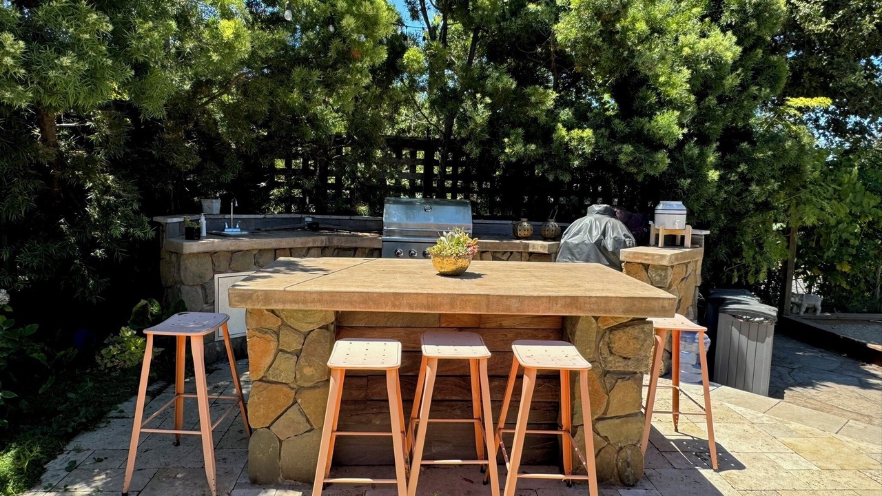 Photo of Outdoor in Petaluma