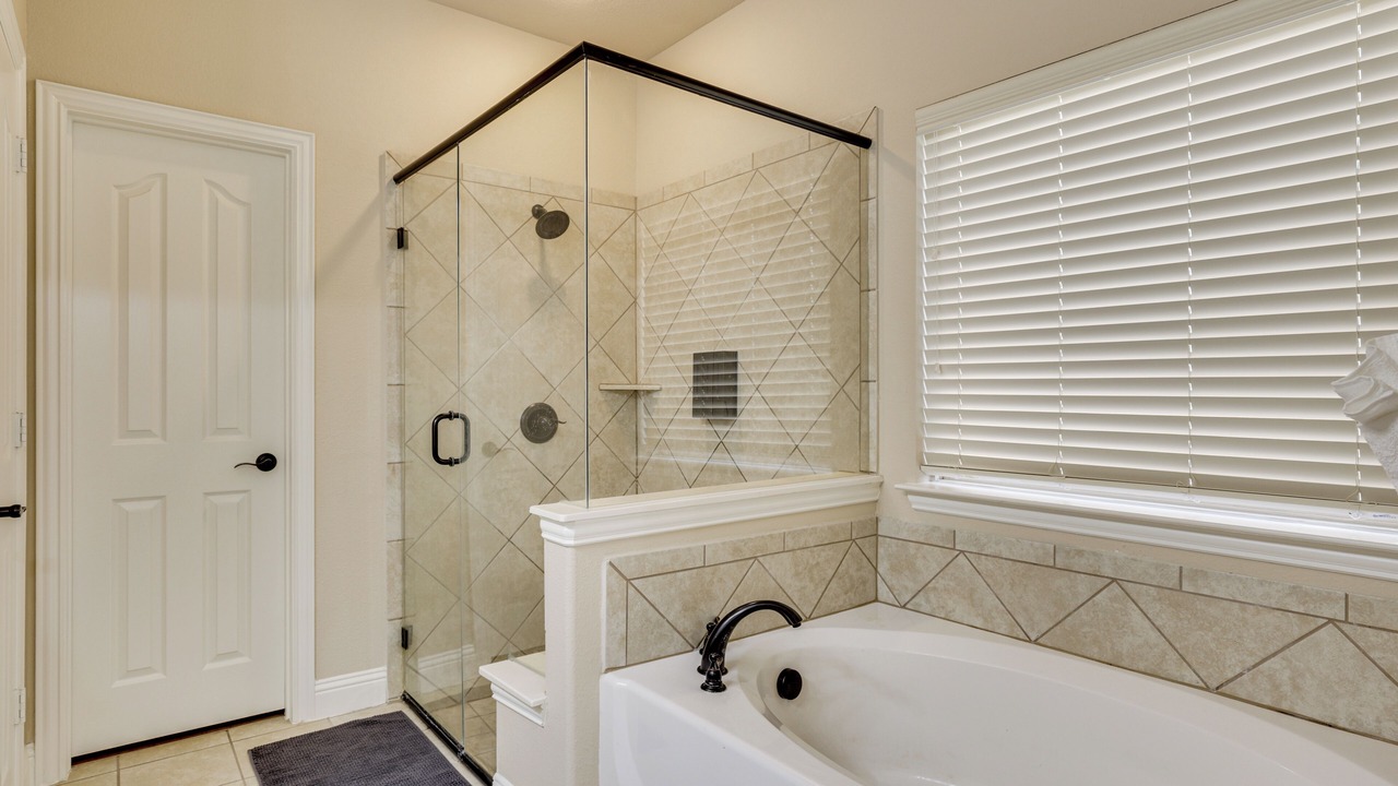 Photo of Bathroom in Anna