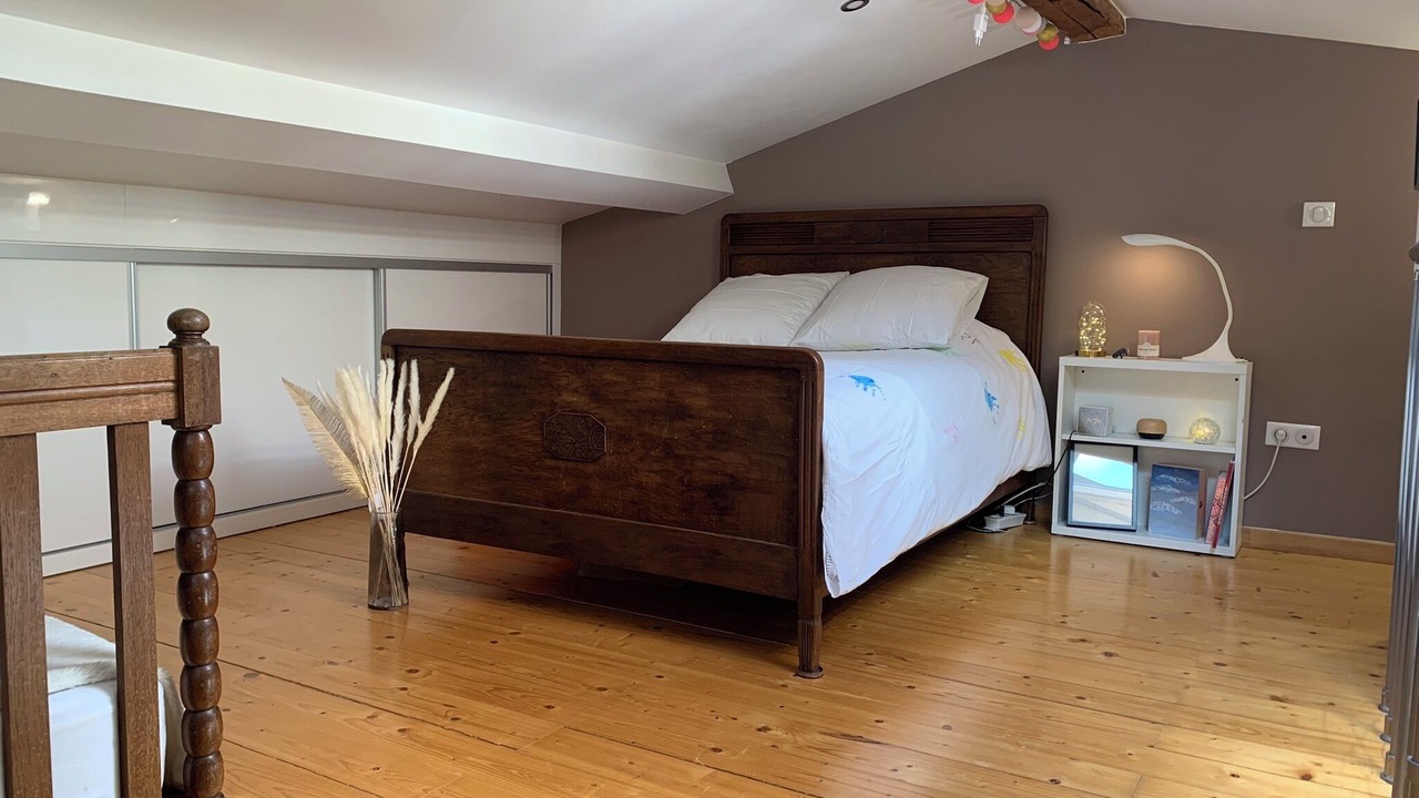 Photo of Bedroom in Floirac