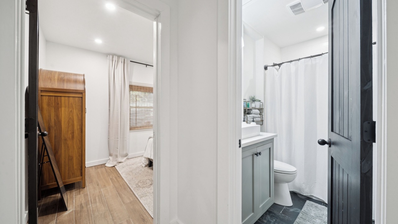 Photo of Bathroom in Pryor