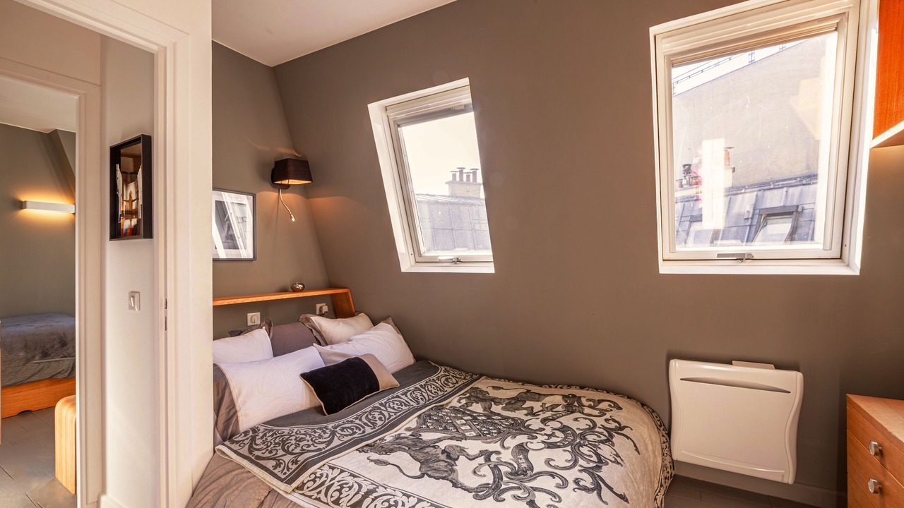 Photo of Bedroom in 8th Arrondissement