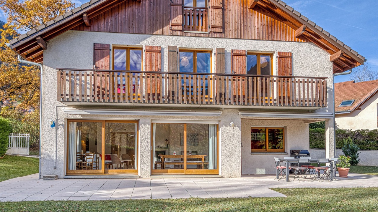 Photo of Outdoor in Bluffy