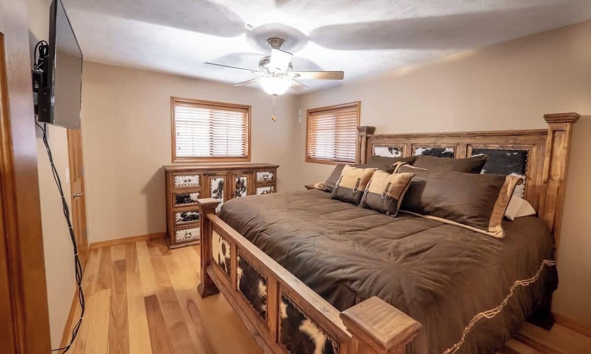 Photo of Bedroom in Big Cedars