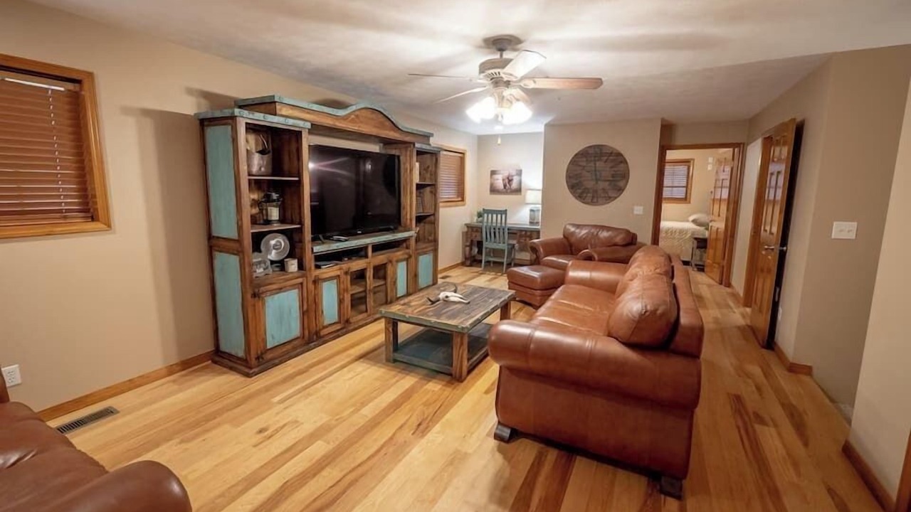 Photo of Livingroom in Big Cedars