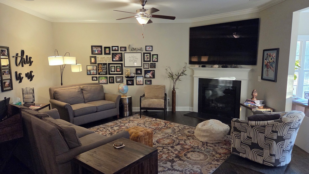 Photo of Livingroom in High Point