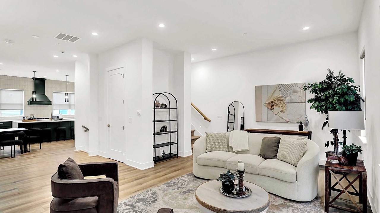 Photo of Livingroom in Lockerbie Square