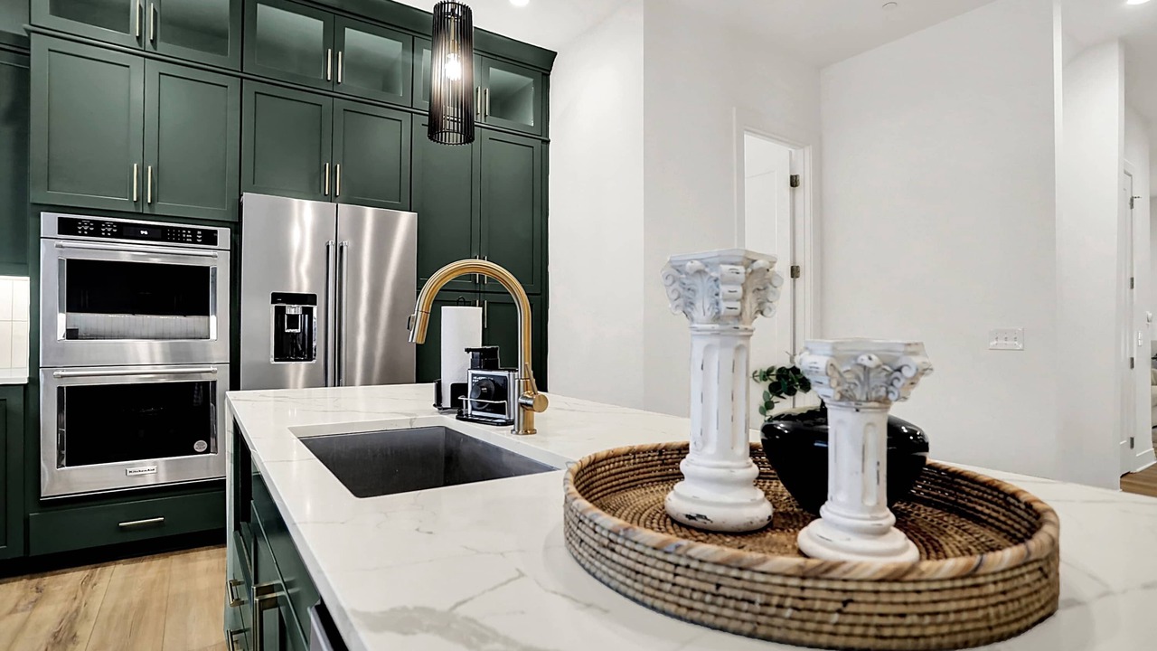 Photo of Kitchen in Lockerbie Square