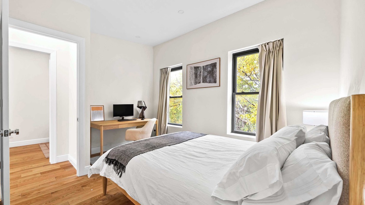 Photo of Bedroom in Carroll Gardens