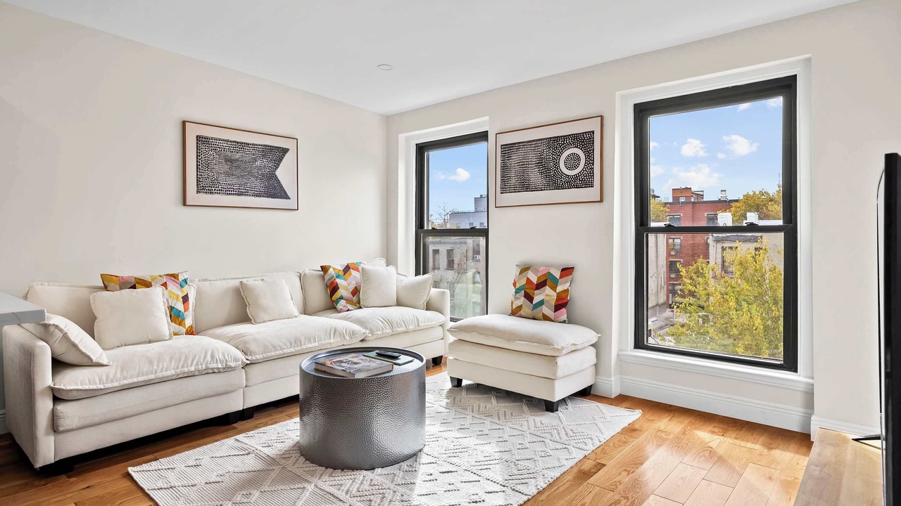 Photo of Livingroom in Carroll Gardens