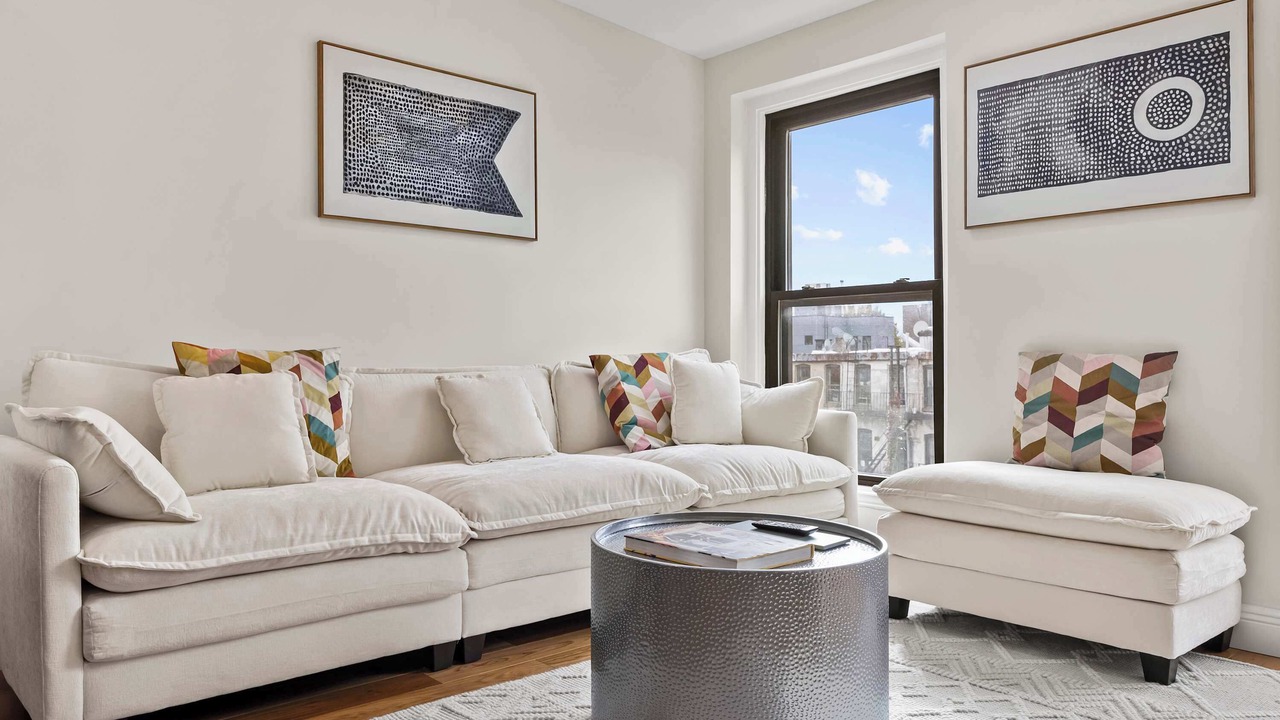Photo of Livingroom in Carroll Gardens