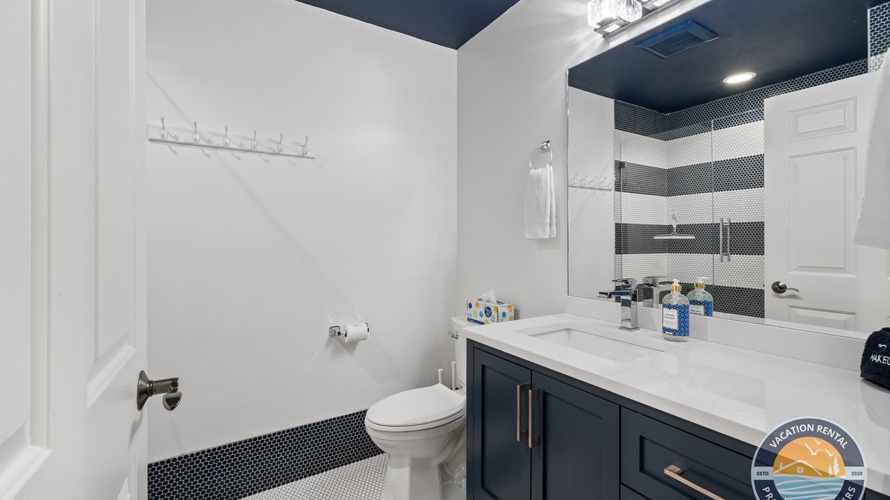 Photo of Bathroom in Fontana-on-Geneva Lake