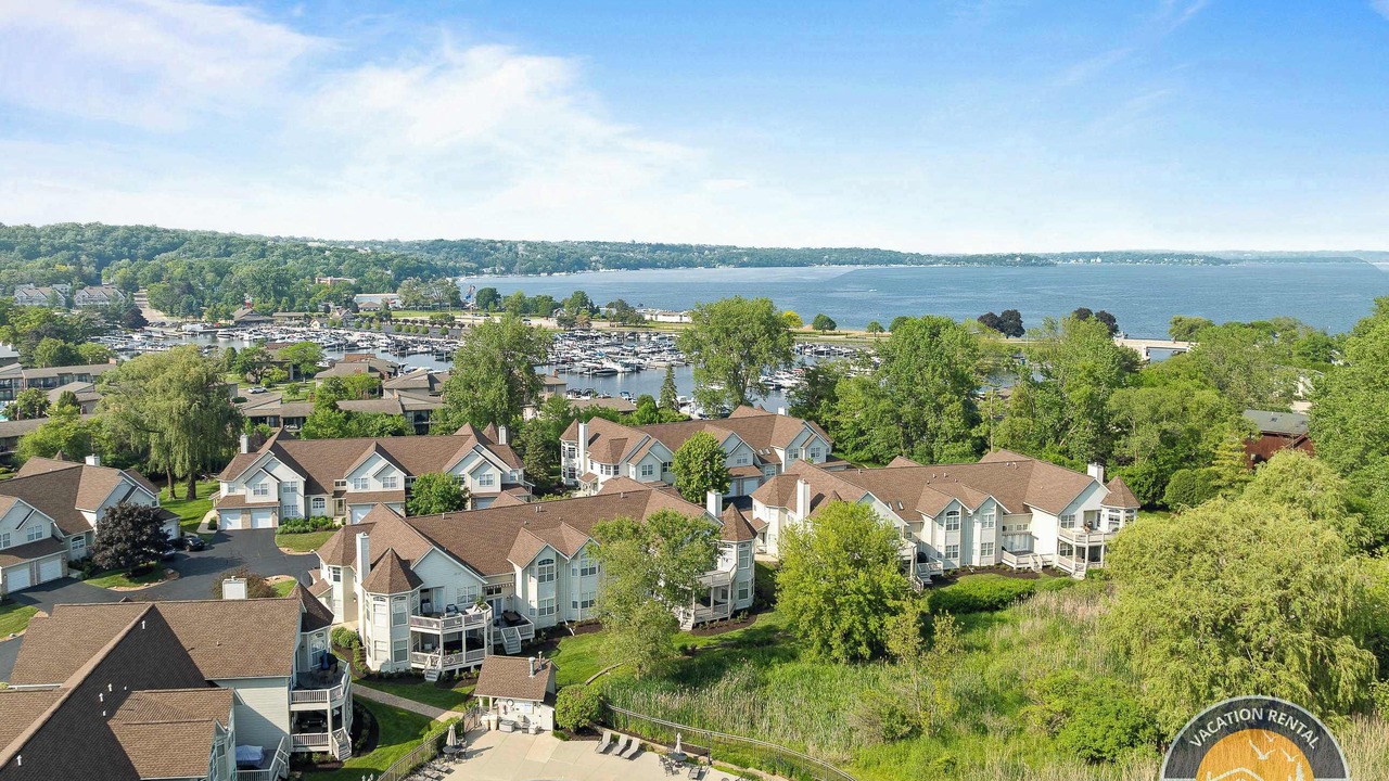 Photo of Outdoor in Fontana-on-Geneva Lake