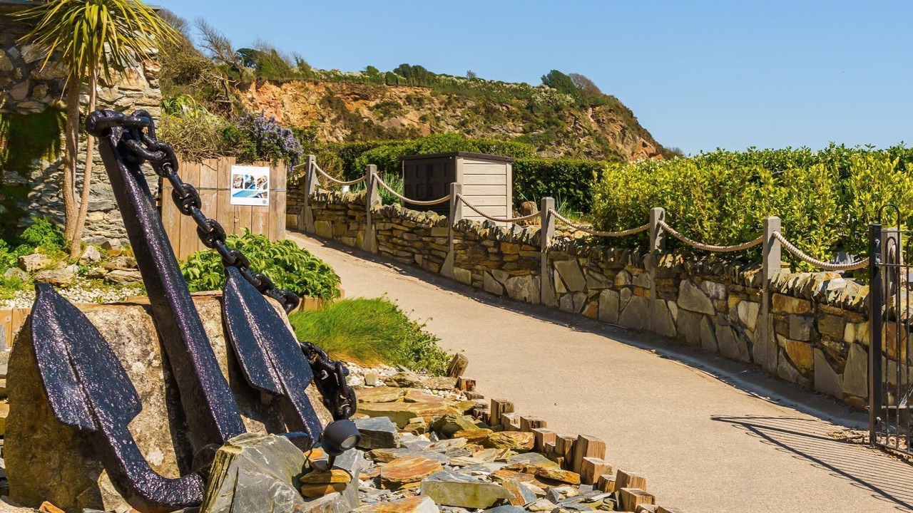 Photo of Others in Charlestown