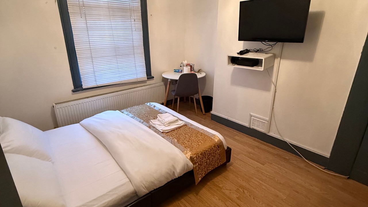 Photo of Bedroom in Highbury West