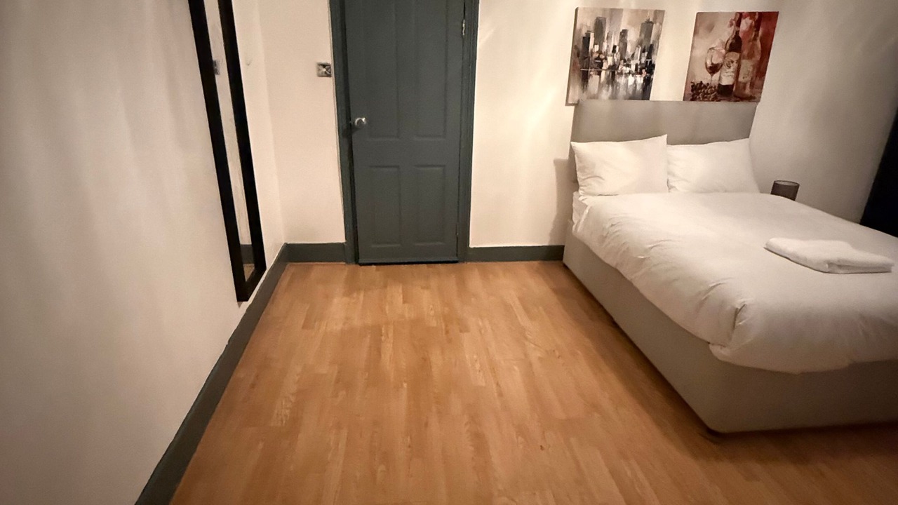 Photo of Bedroom in Highbury West