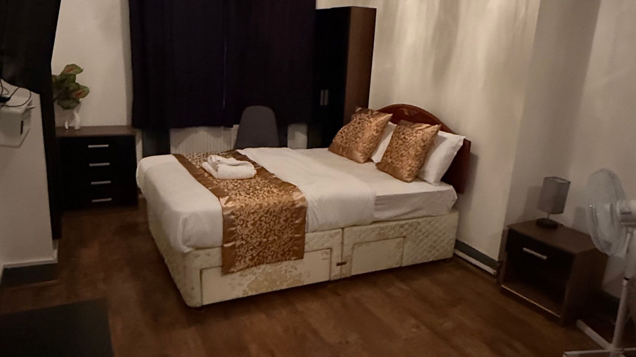 Photo of Bedroom in Highbury West