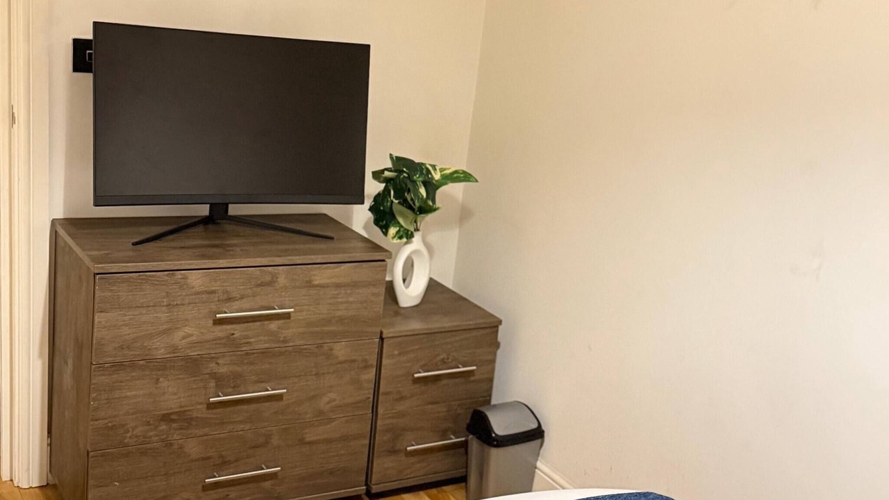 Photo of Bedroom in West Finchley